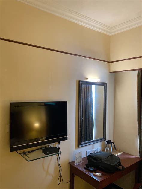 Hotel victoria opp egmore railway station  The 4-star hotel also offers elegant rooms with free Wi-Fi